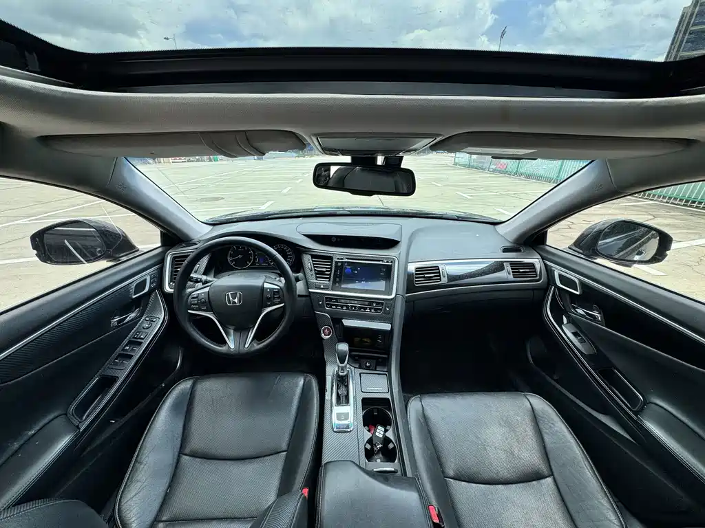 Honda Spirior — фото 13