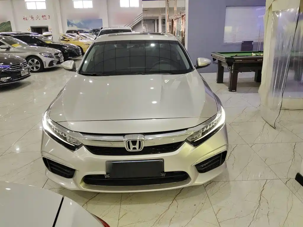 Honda Inspire — фото 3