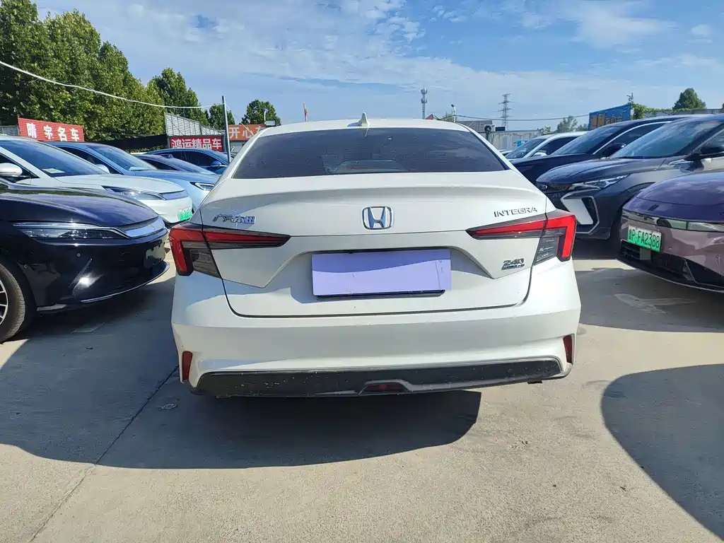Honda Integra — фото 8