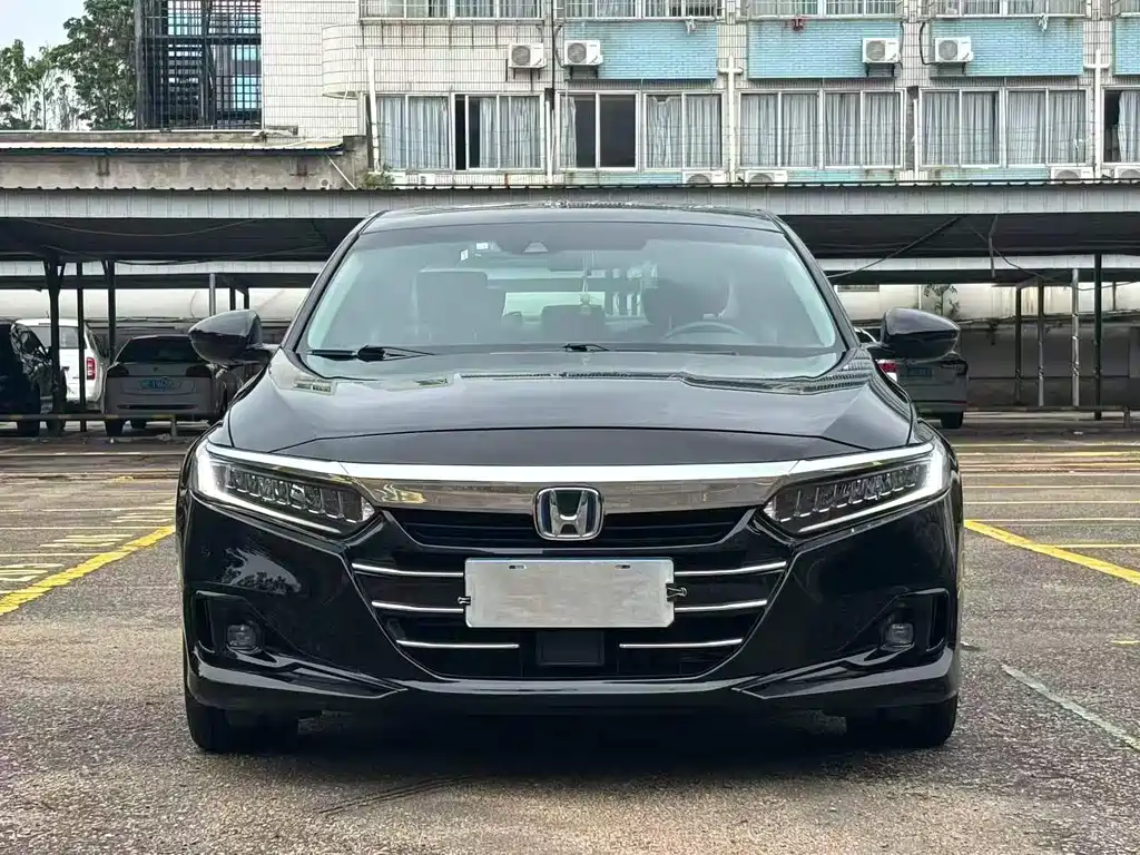 Honda Accord — фото 2