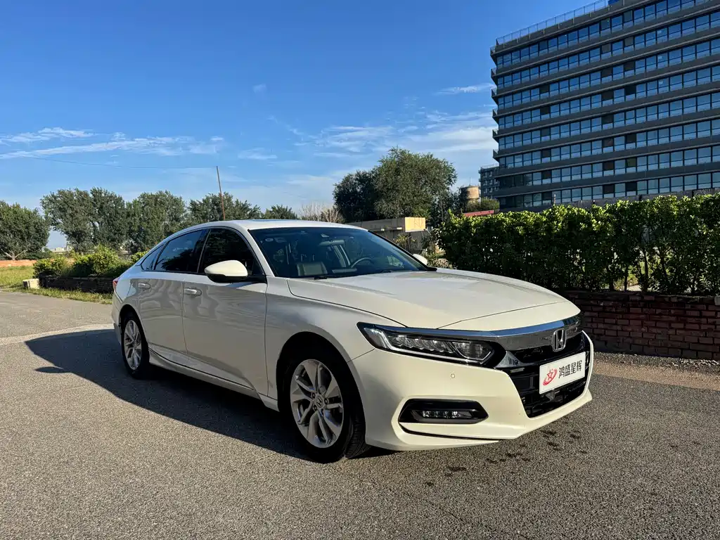 Honda Accord — фото 3