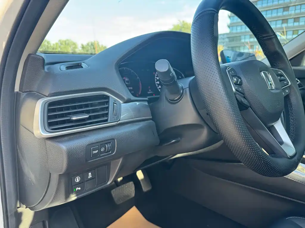 Honda Accord — фото 23