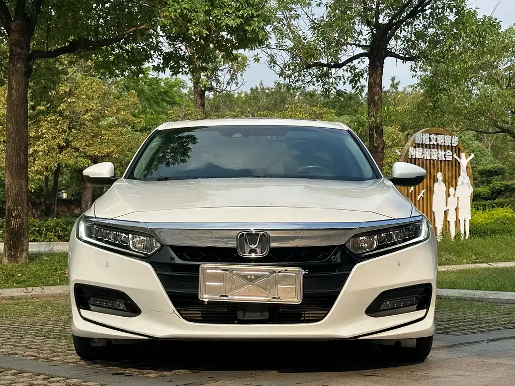 Honda Accord — фото 2