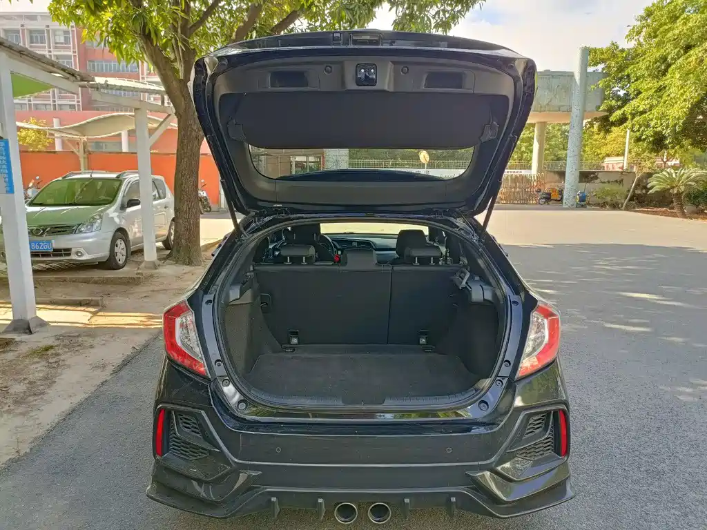 Honda Civic — фото 11