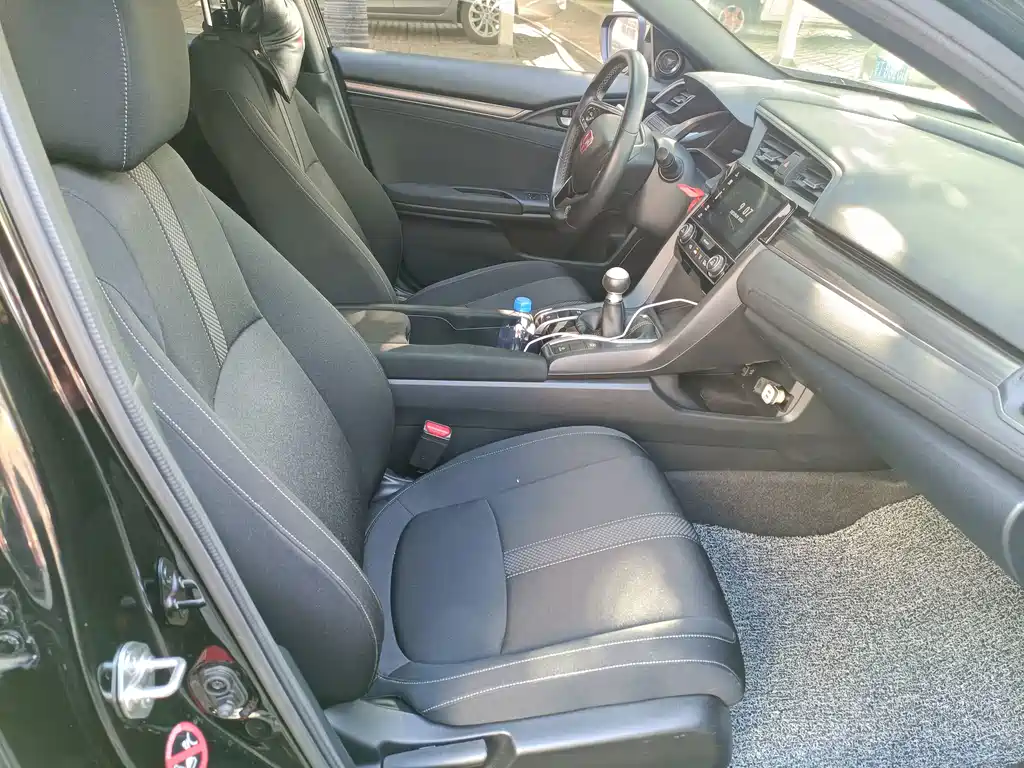 Honda Civic — фото 5