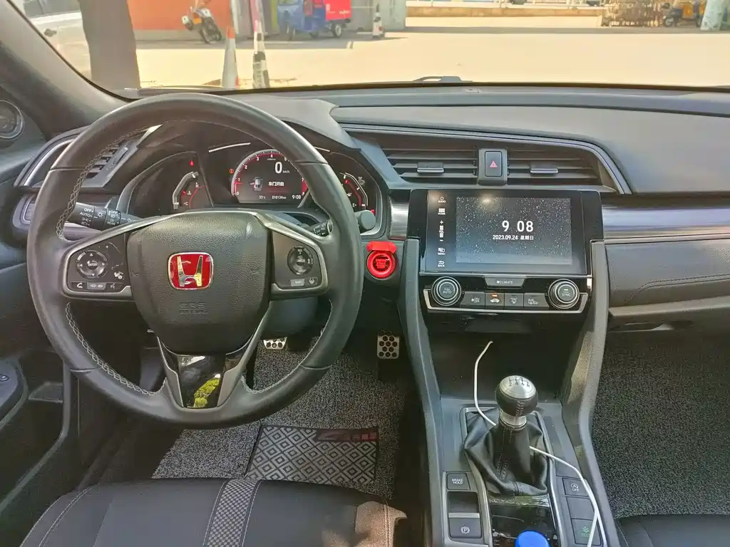 Honda Civic — фото 7