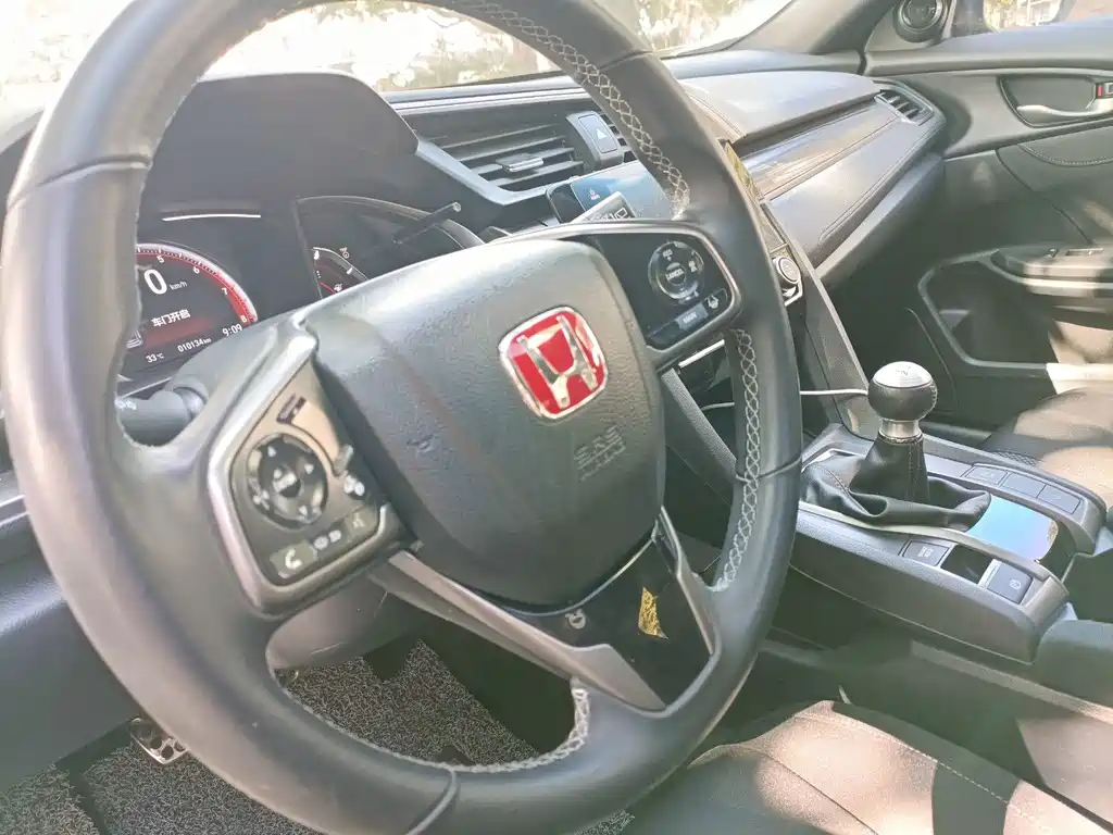 Honda Civic — фото 9