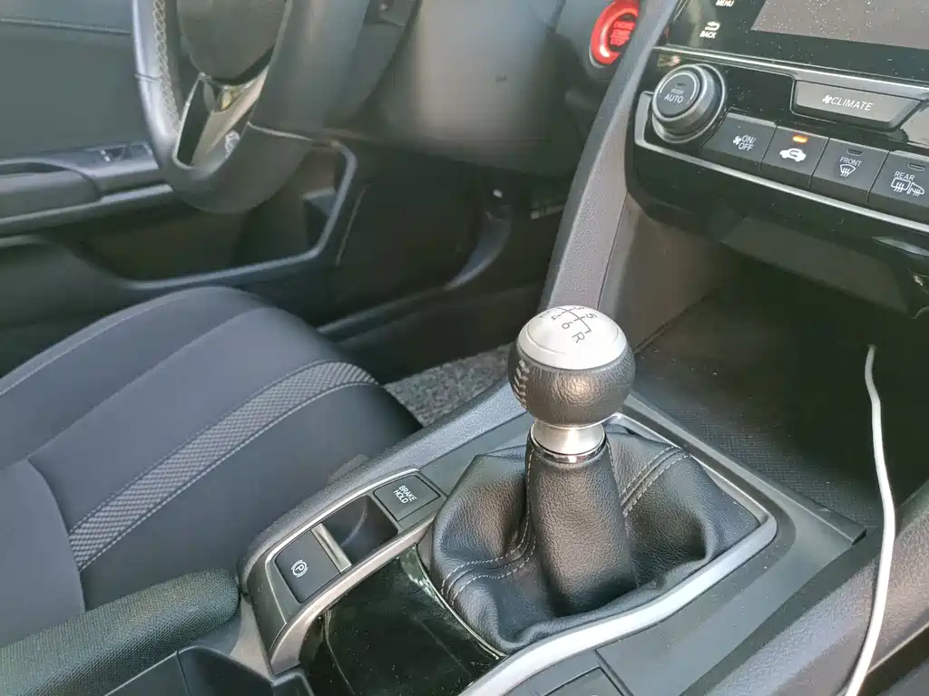 Honda Civic — фото 10