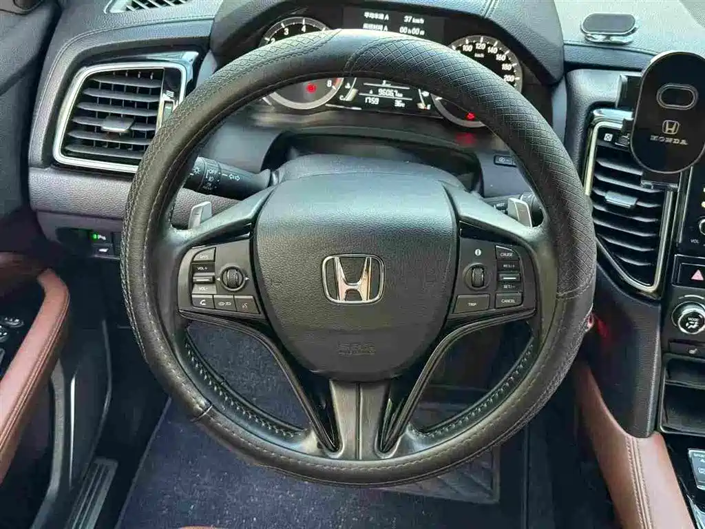 Honda UR-V — фото 6