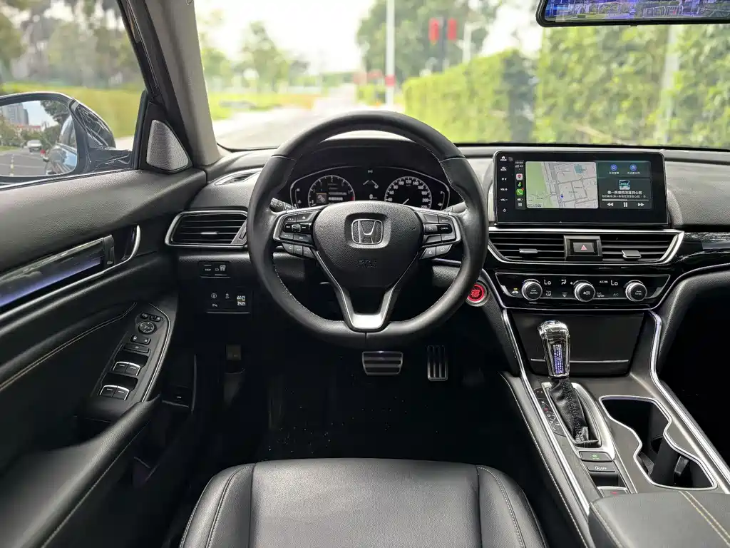 Honda Accord — фото 14