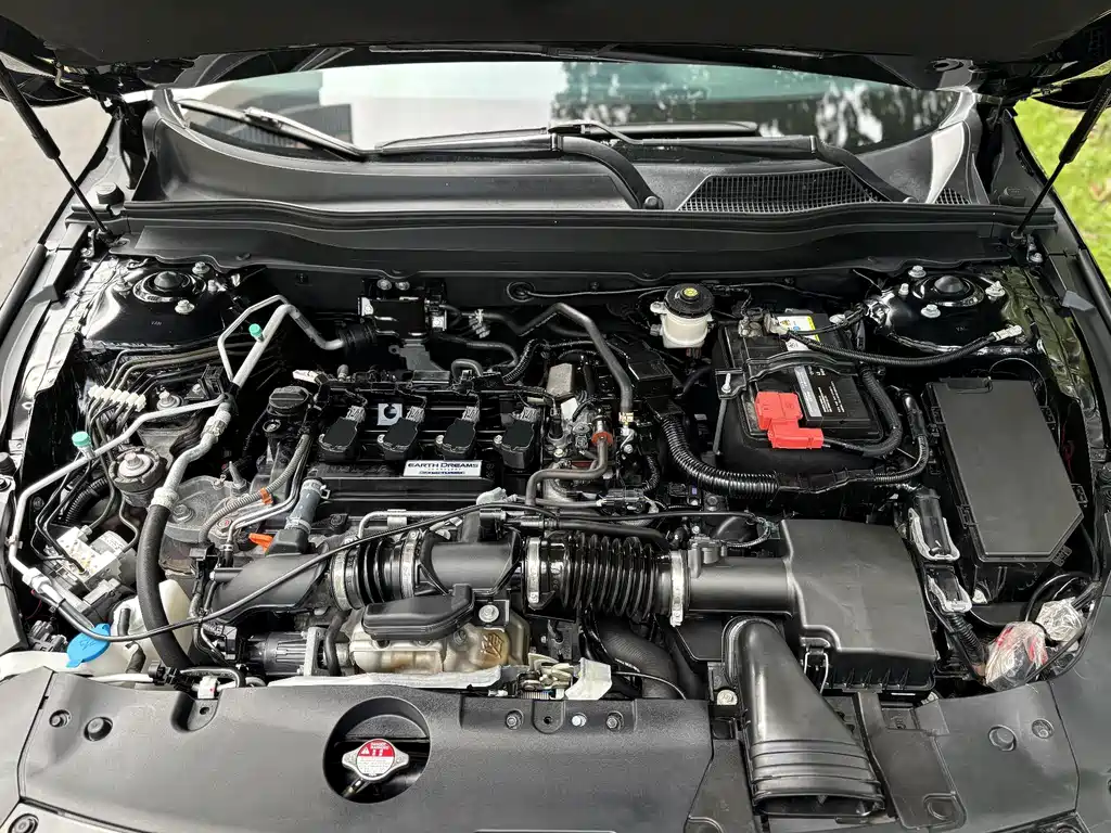 Honda Accord — фото 20