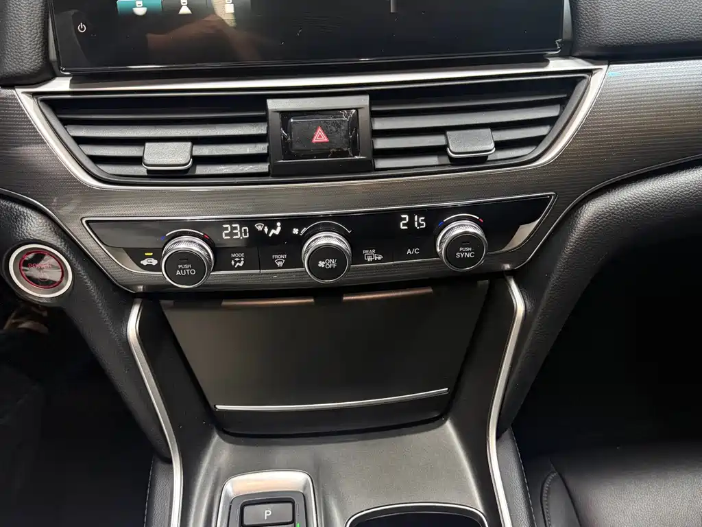 Honda Accord — фото 20