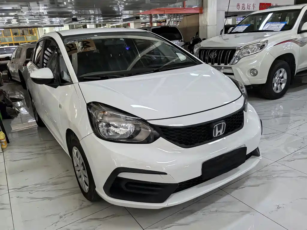 Honda Fit — фото 3