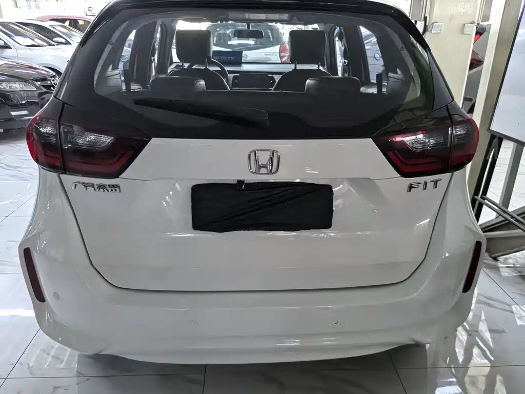 Honda Fit — фото 6