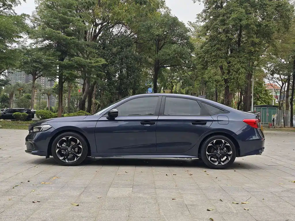 Honda Civic — фото 4