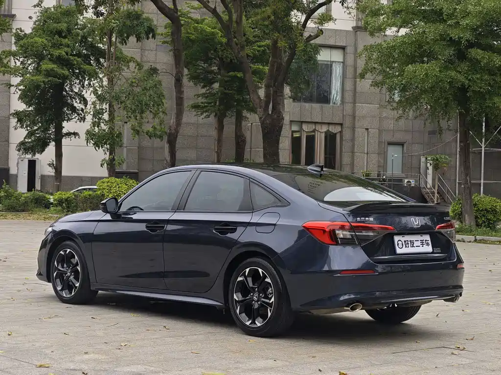 Honda Civic — фото 7