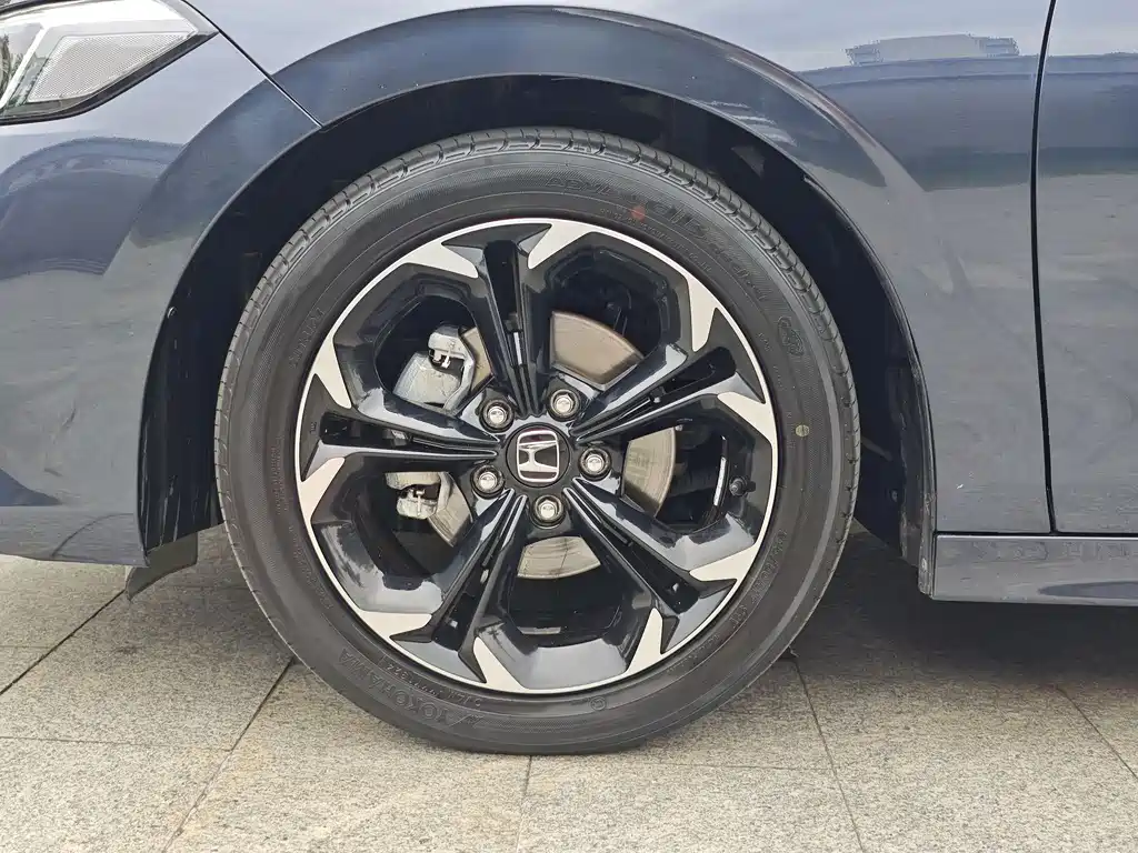 Honda Civic — фото 10