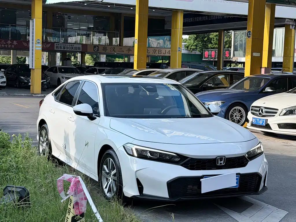 Honda Civic — фото 3