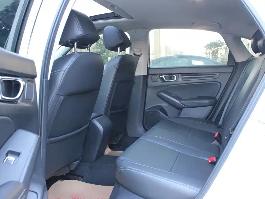 Honda Civic — фото 17