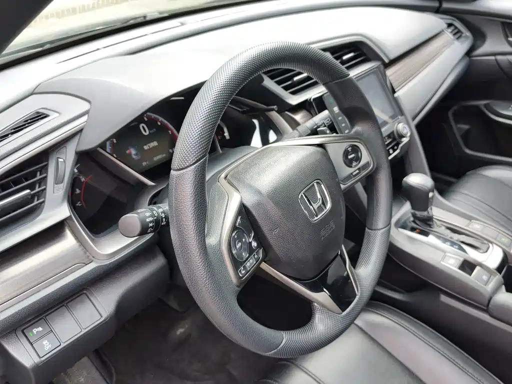 Honda Civic — фото 15