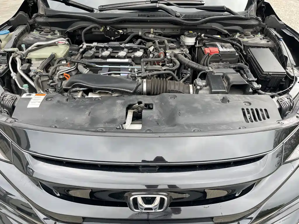 Honda Civic — фото 20