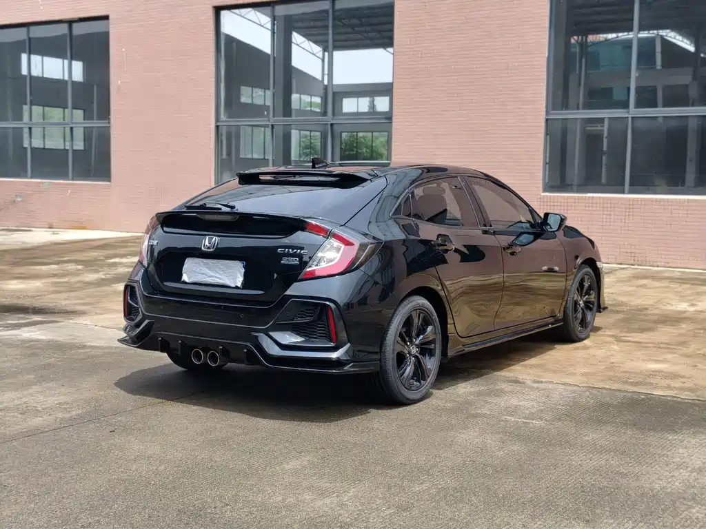 Honda Civic — фото 8