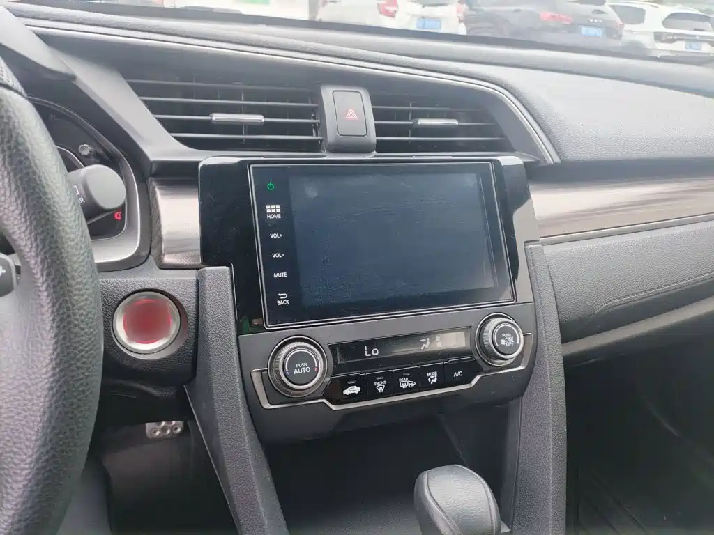 Honda Civic — фото 15