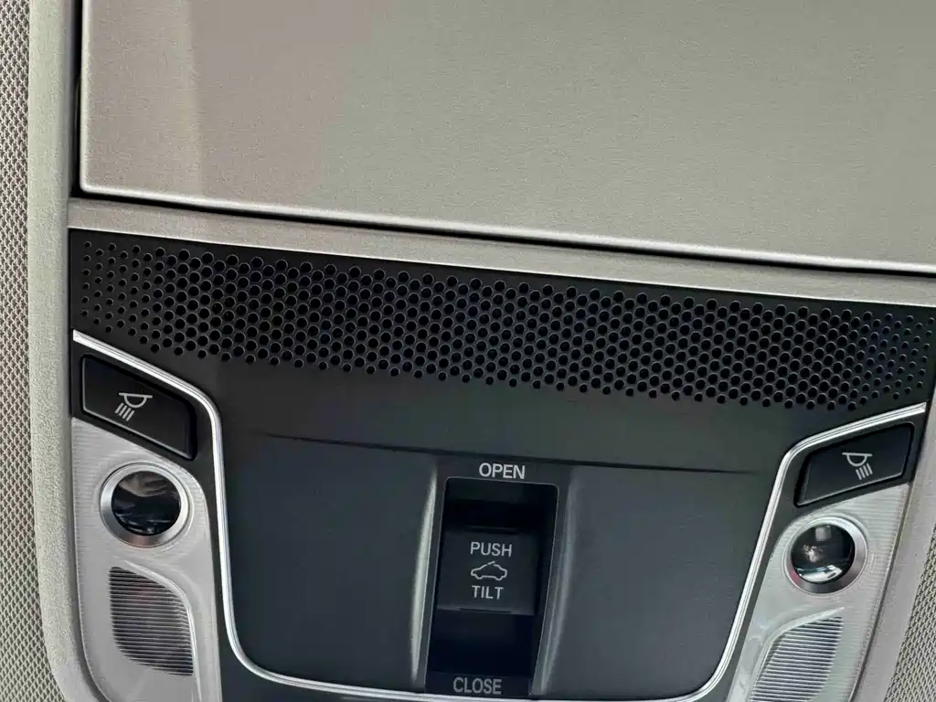 Honda Accord — фото 14
