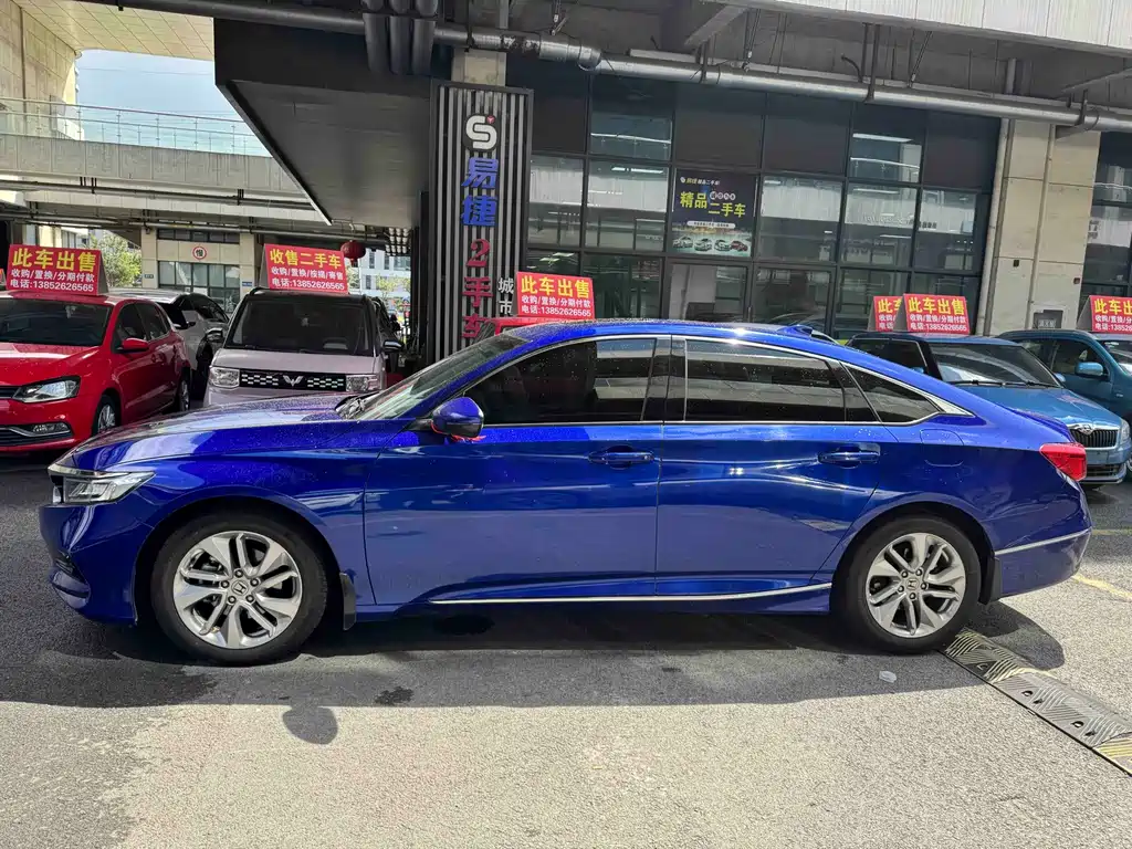 Honda Accord — фото 4