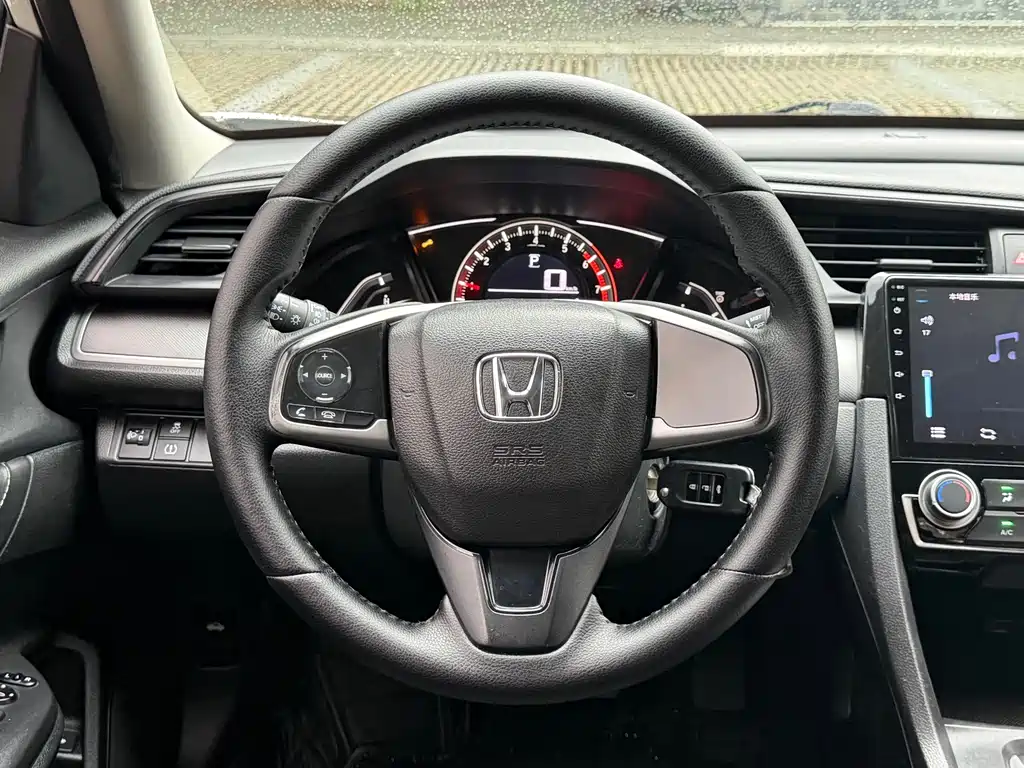 Honda Civic — фото 13