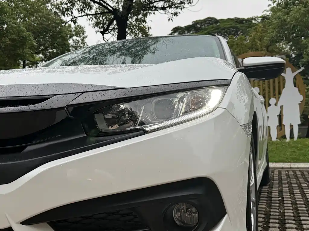 Honda Civic — фото 19