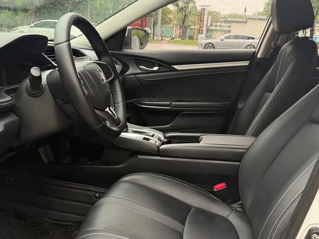 Honda Civic — фото 6