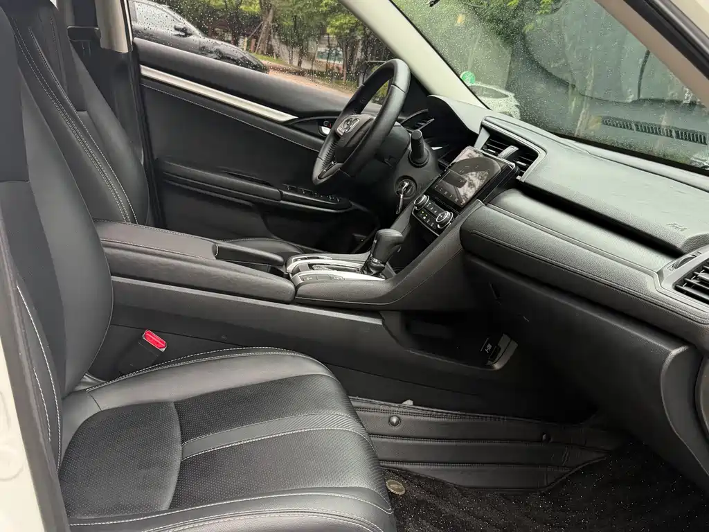 Honda Civic — фото 9