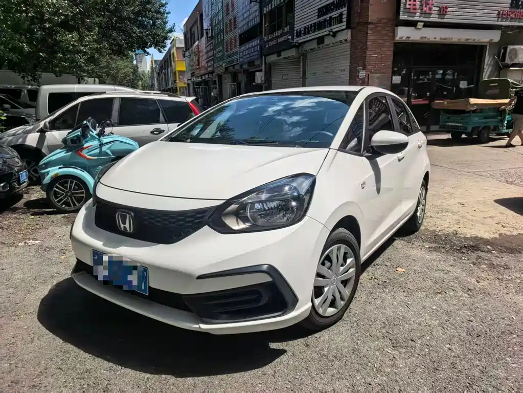 Honda Fit — фото 3