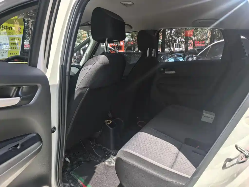 Honda Fit — фото 6