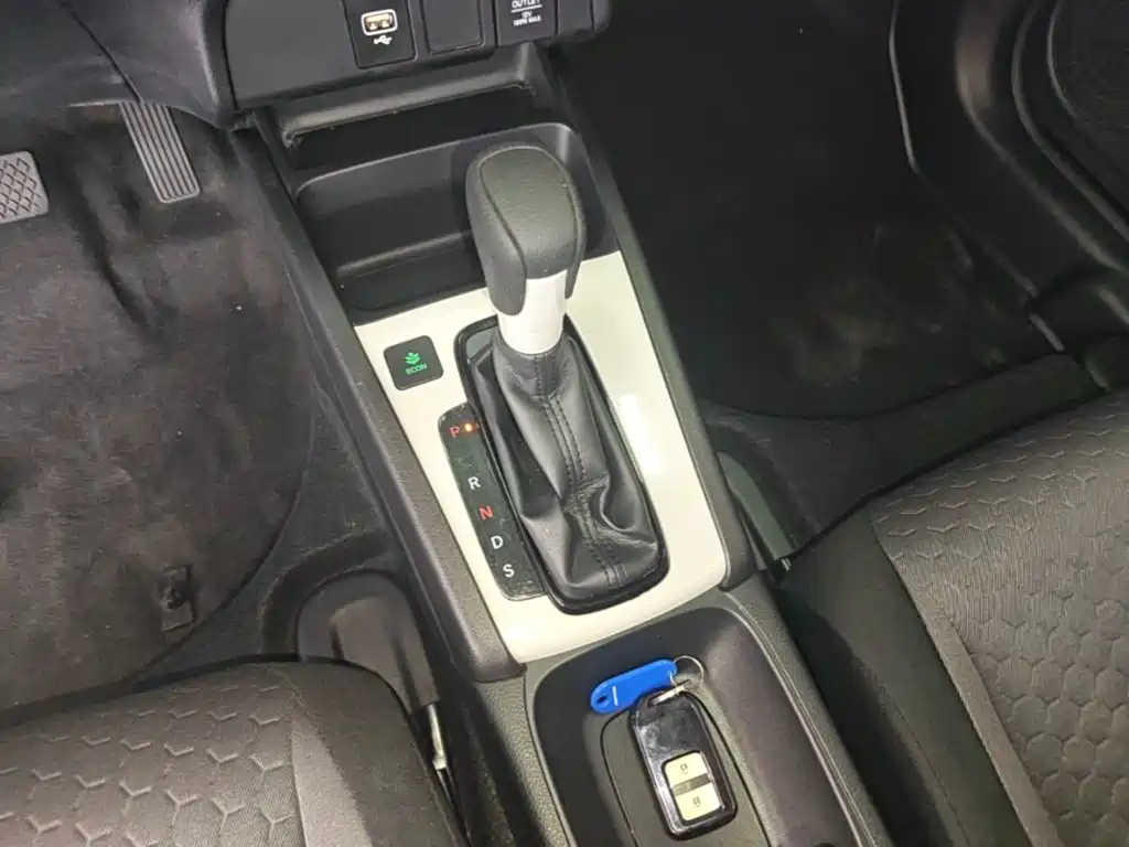 Honda Fit — фото 14