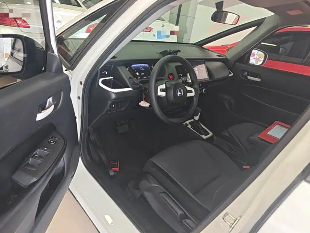Honda Fit — фото 16