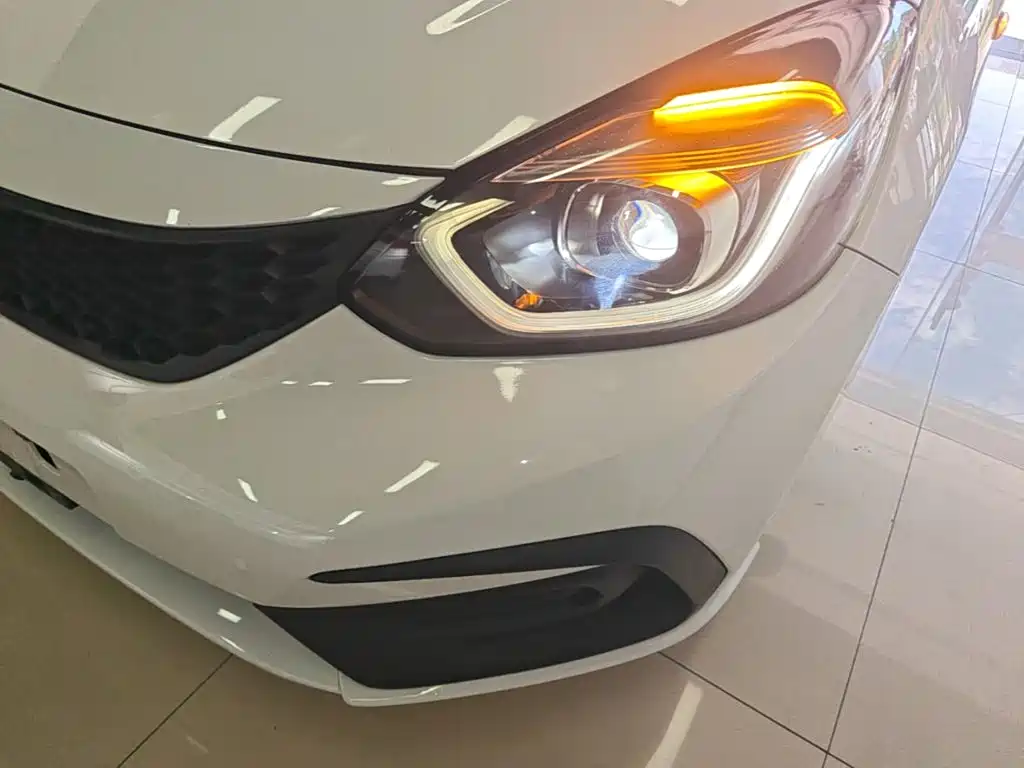 Honda Fit — фото 24