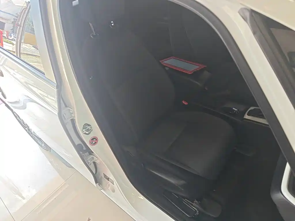 Honda Fit — фото 25