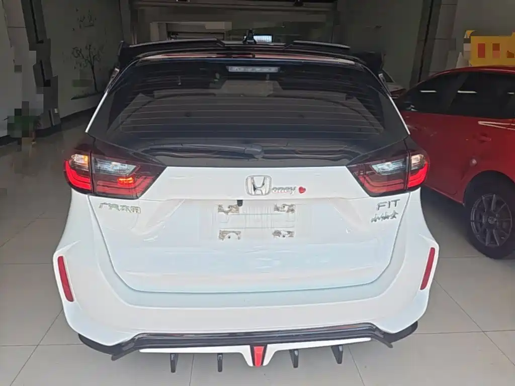 Honda Fit — фото 6