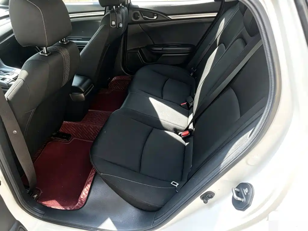 Honda Civic — фото 6