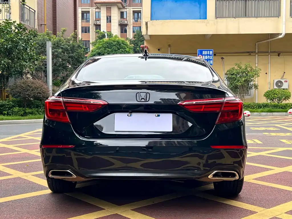Honda Inspire — фото 6