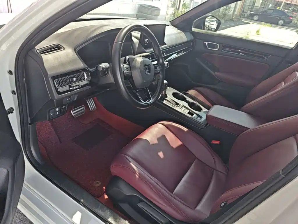 Honda Civic — фото 16