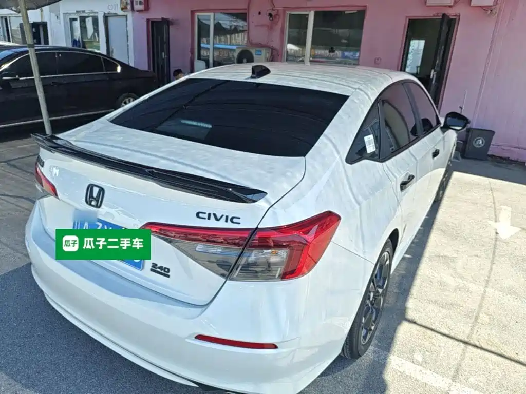 Honda Civic — фото 7