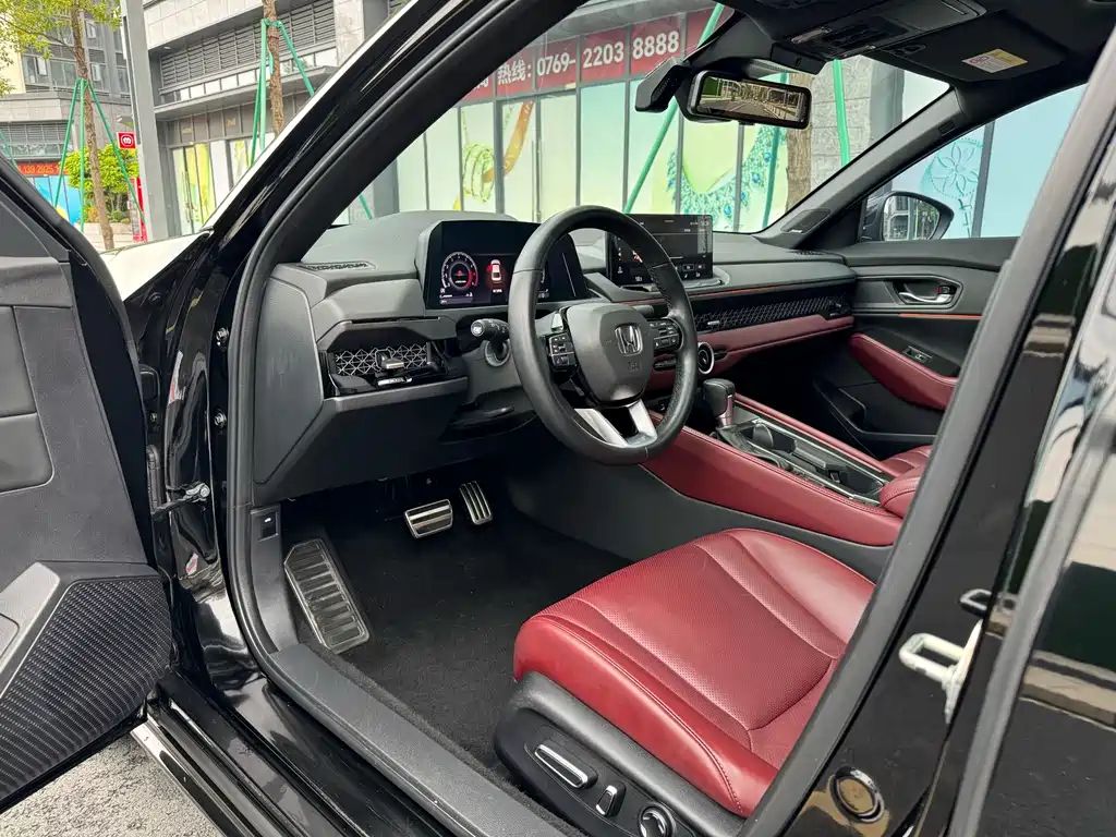 Honda Accord — фото 4