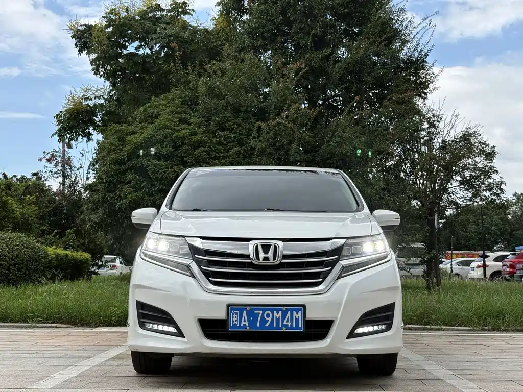 Honda Elysion — фото 2