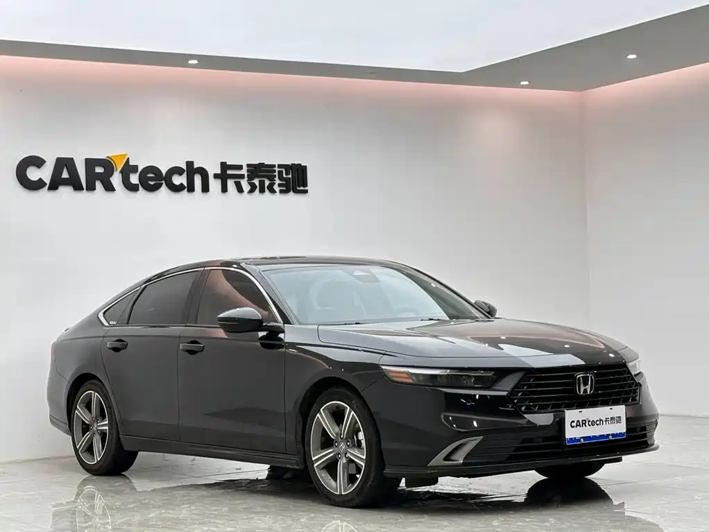 Honda Accord — фото 6