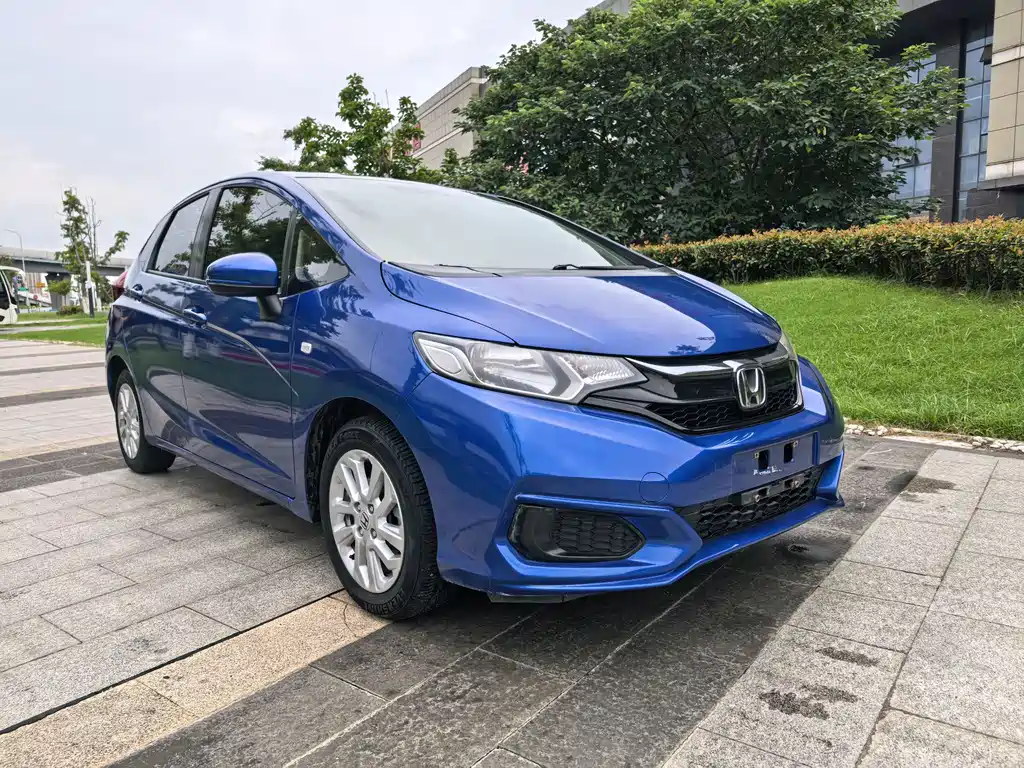 Honda Fit — фото 3