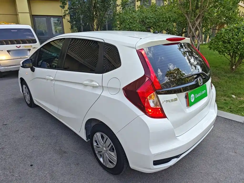Honda Fit — фото 23