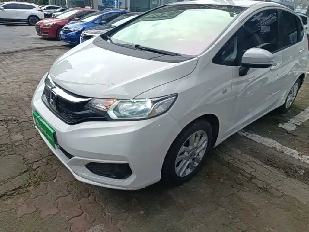 Honda Fit — фото 2